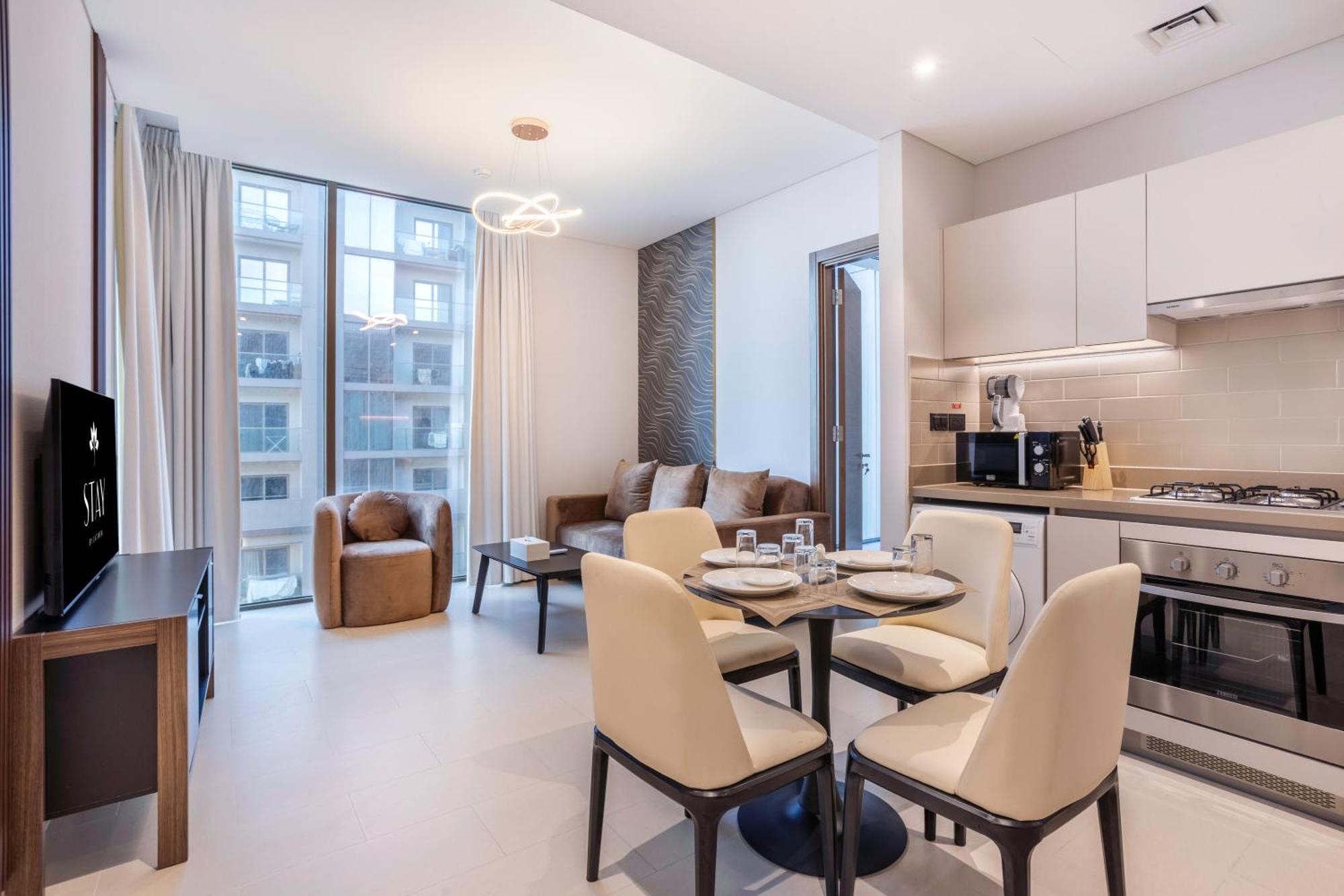 Stay By Latinem Luxury 1Br Plus Study Holiday Home Cv A2712 Near Downtown 두바이 외부 사진