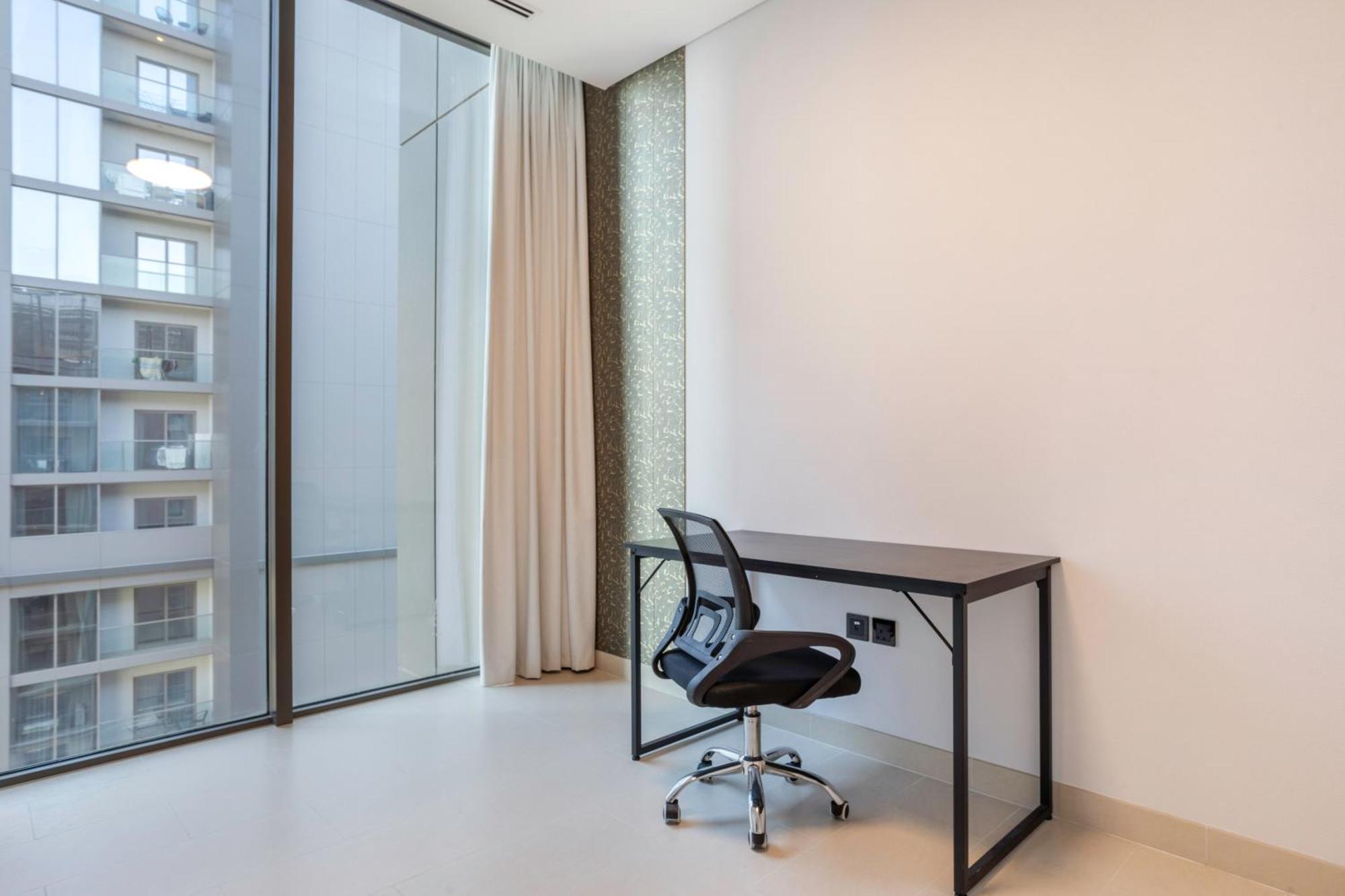 Stay By Latinem Luxury 1Br Plus Study Holiday Home Cv A2712 Near Downtown 두바이 외부 사진