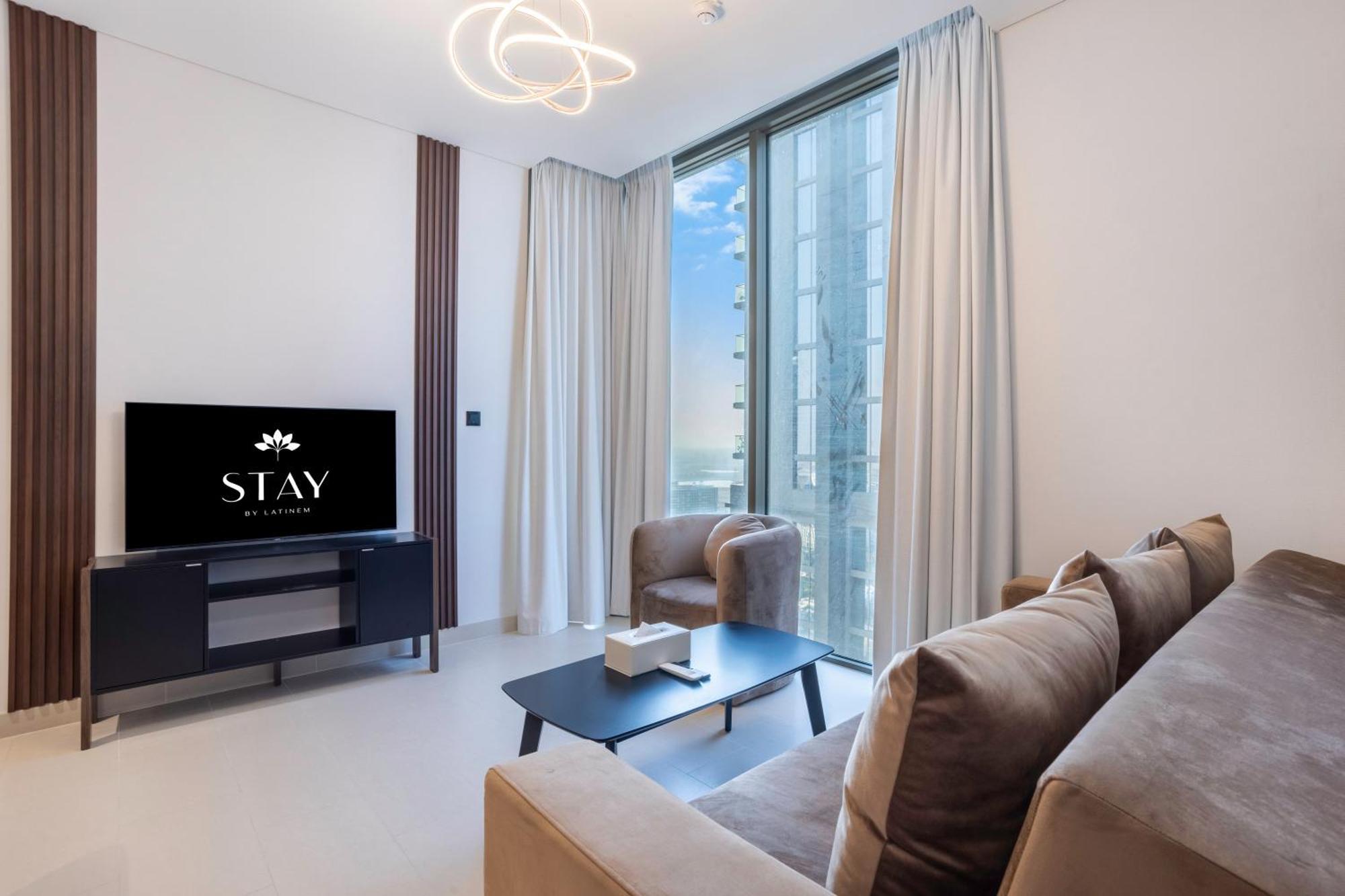 Stay By Latinem Luxury 1Br Plus Study Holiday Home Cv A2712 Near Downtown 두바이 외부 사진